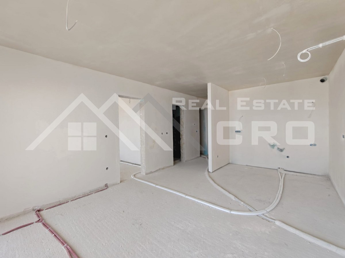 Nepremičnine Čiovo – Dvosobna stanovanja v novogradnji z garažo, dvigalom in bazenom, naprodaj