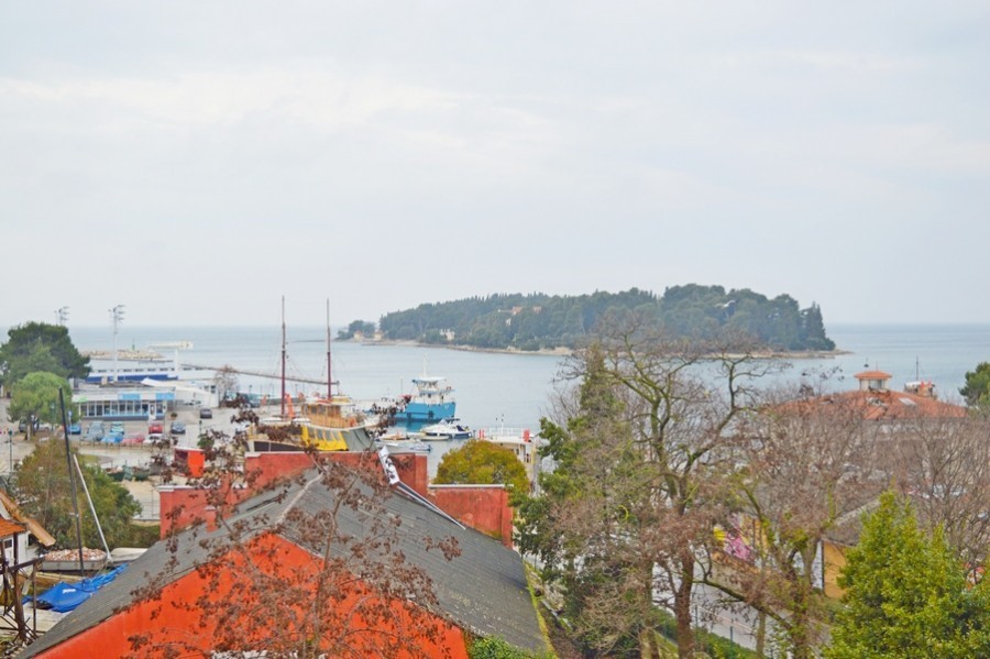 Stanovanje s pogledom na Rovinj le 50m od morja, Istra, Croatia