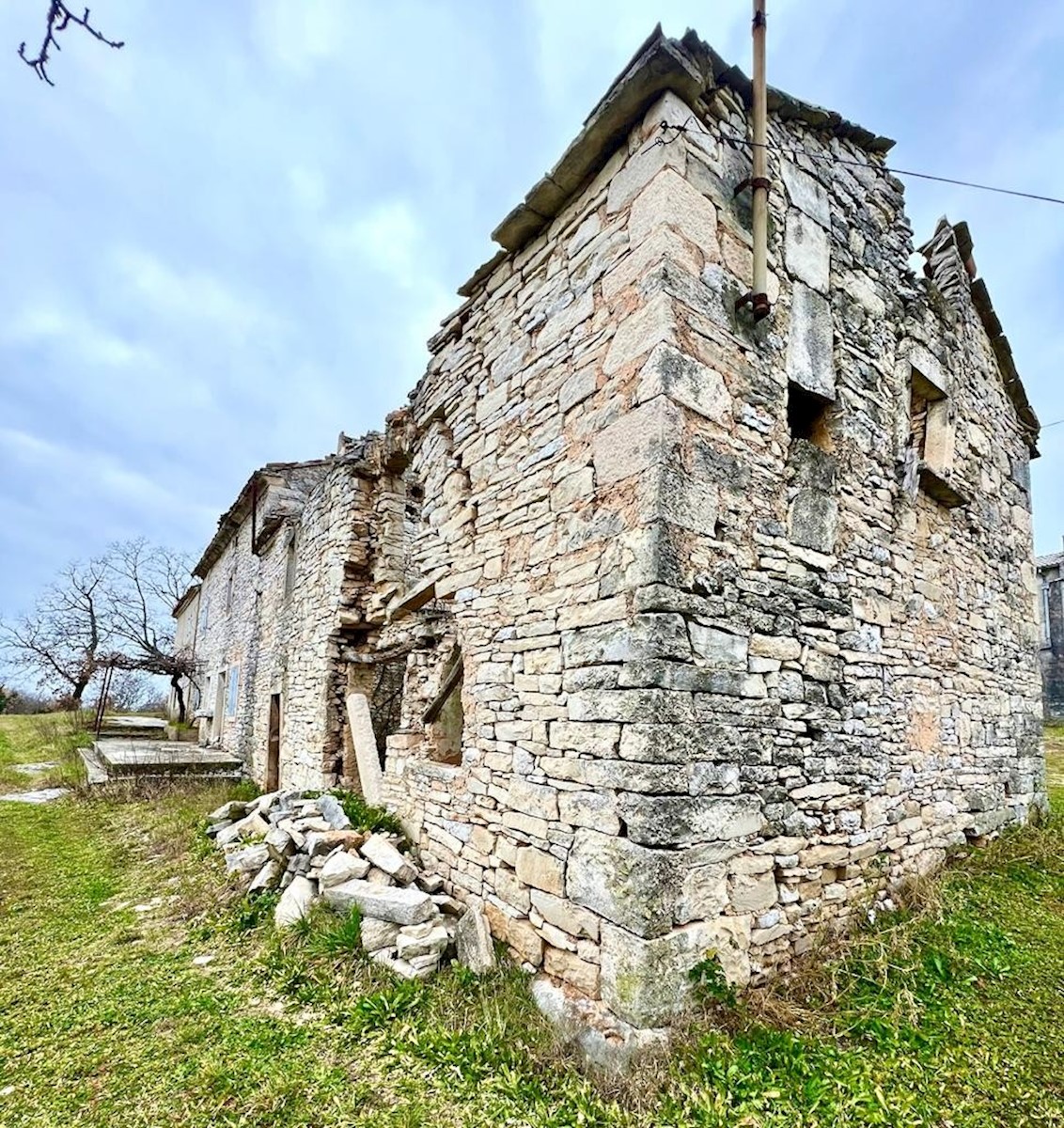 Kupite ruševino v središču Istre in ustvarite svoj raj, Ista, Hrvaška