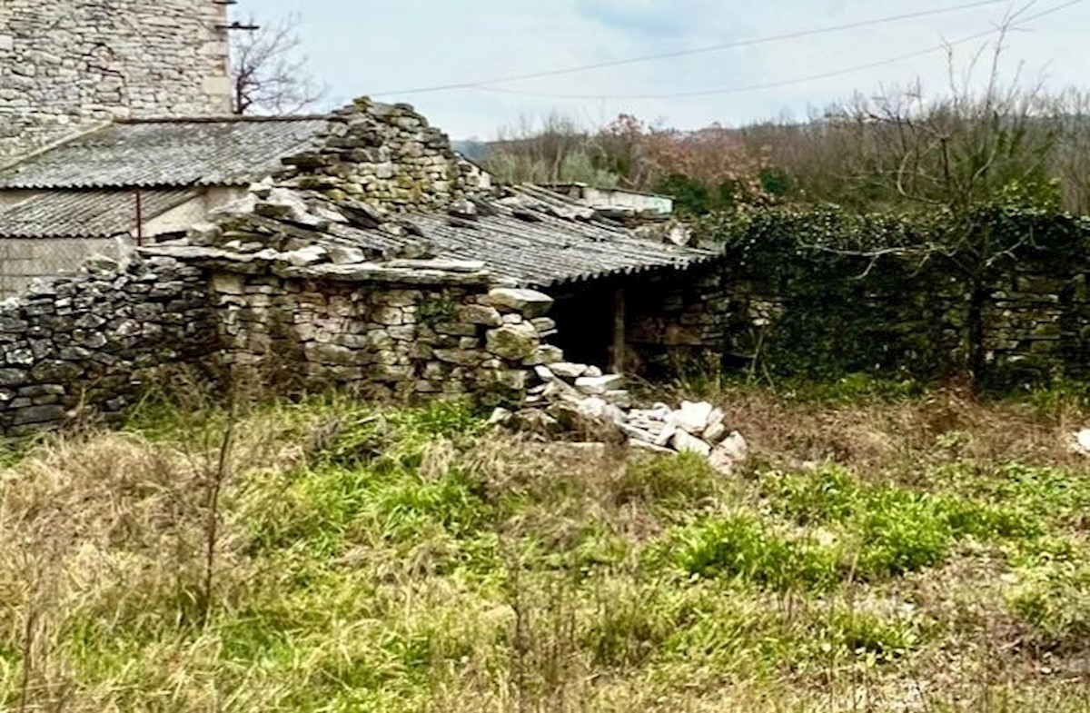 Kupite ruševino v središču Istre in ustvarite svoj raj, Ista, Hrvaška