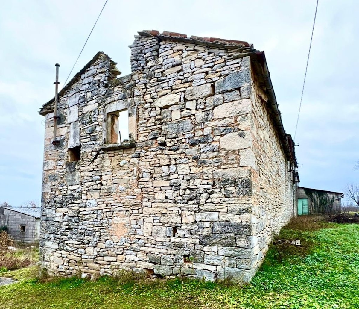 Kupite ruševino v središču Istre in ustvarite svoj raj, Ista, Hrvaška