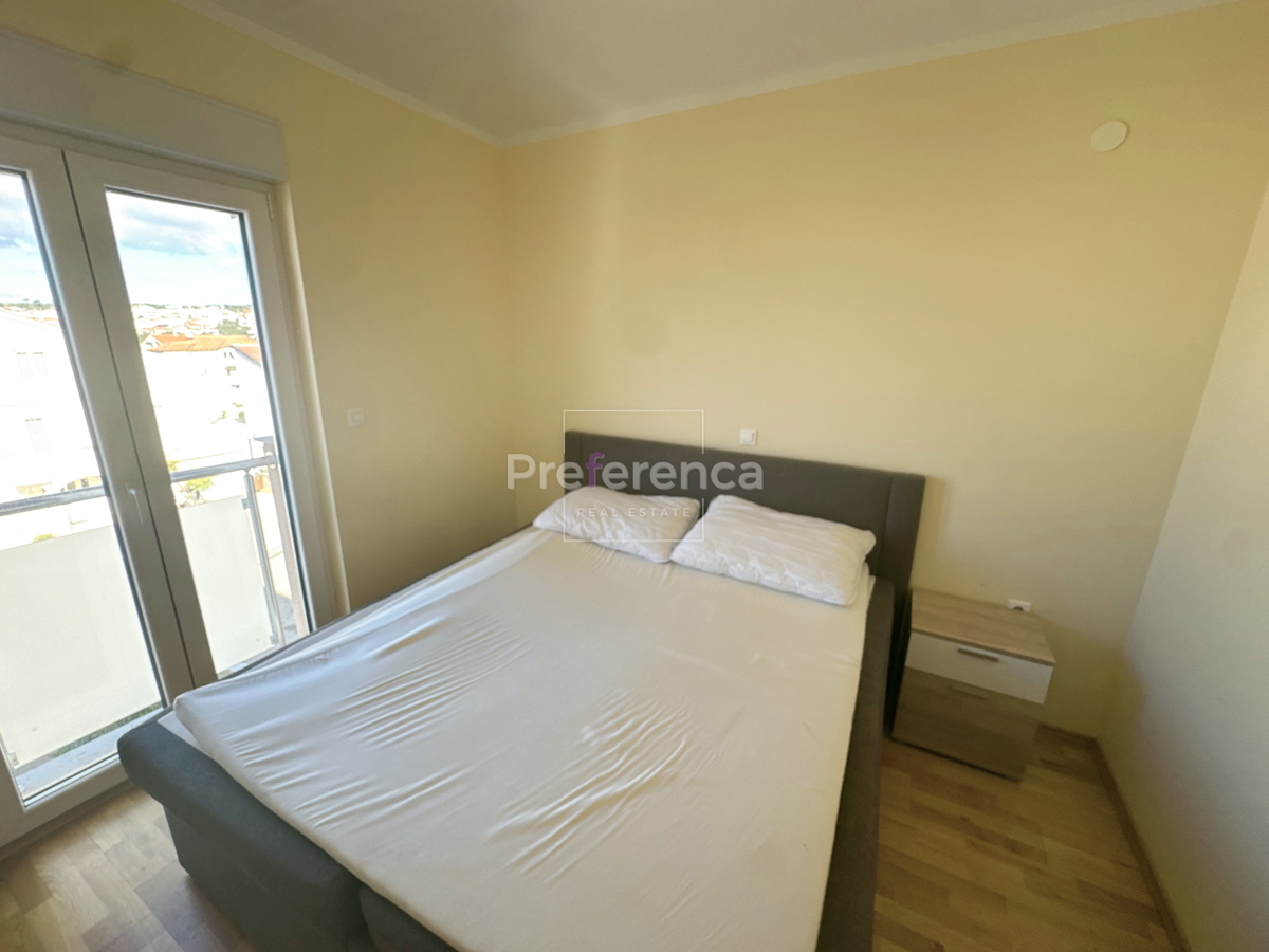 Novalja, mirna lokacija – dvosobno stanovanje v 2. nadstropju