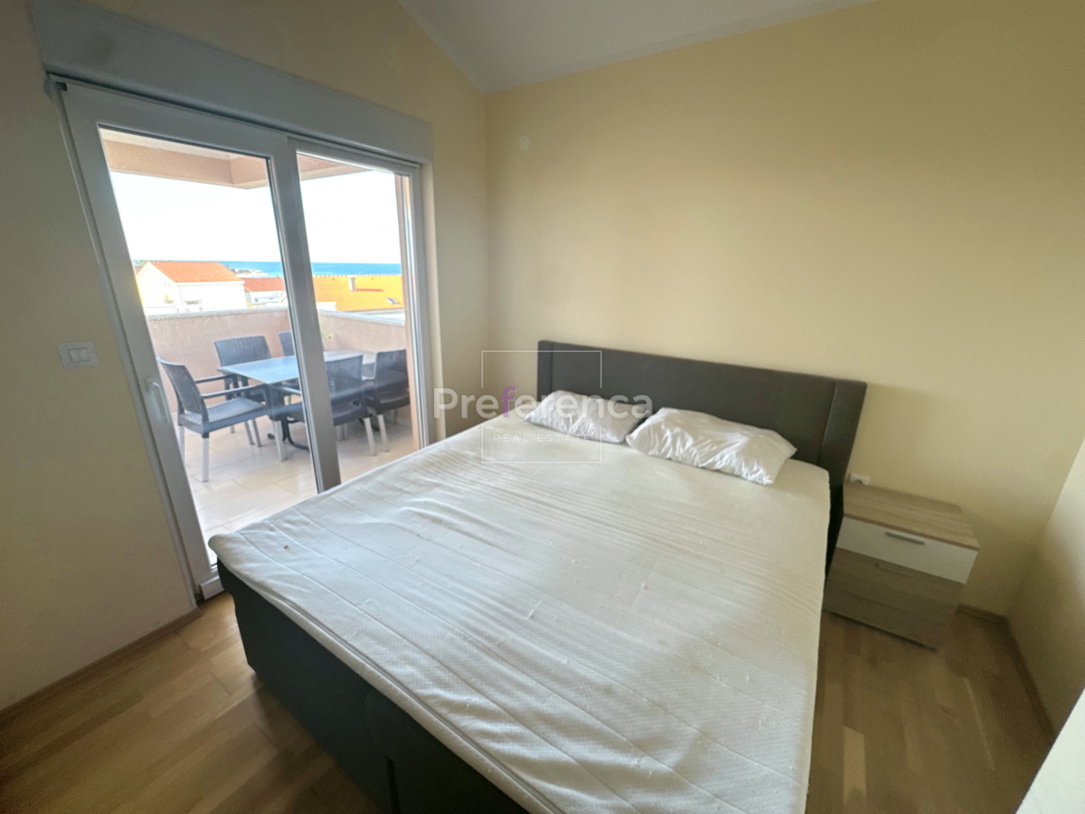 Novalja, mirna lokacija – dvosobno stanovanje v 2. nadstropju