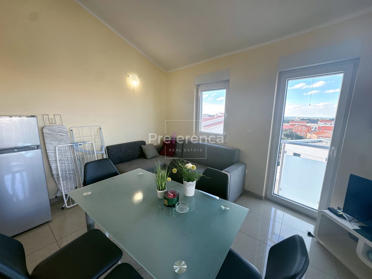 Novalja, mirna lokacija – dvosobno stanovanje v 2. nadstropju