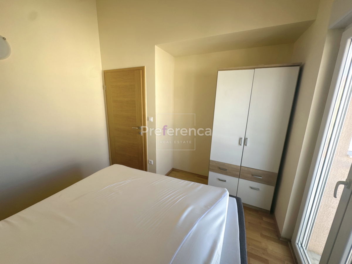 Novalja, mirna lokacija – dvosobno stanovanje v 2. nadstropju