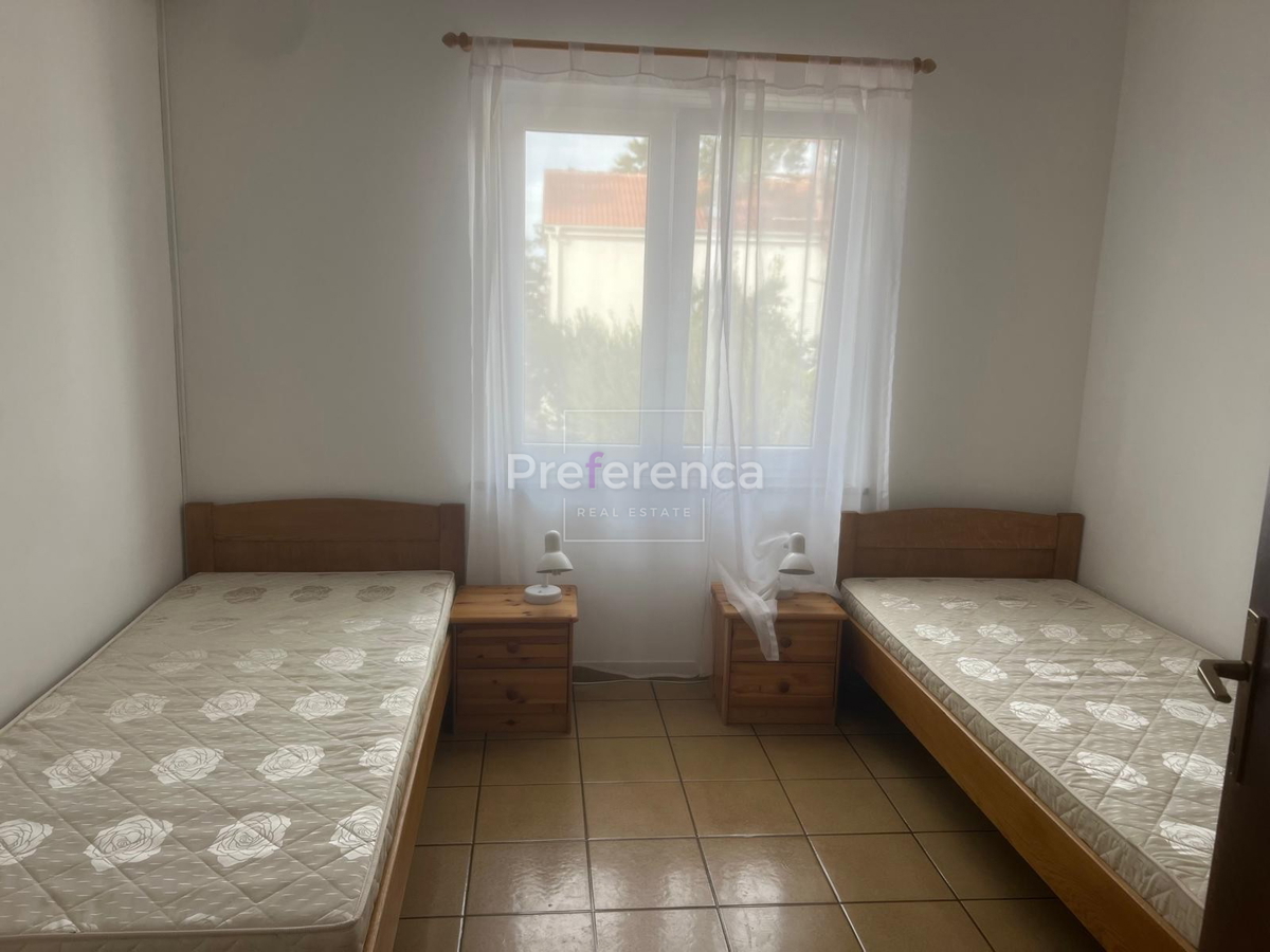 Novalja - hiša s 4 apartmaji