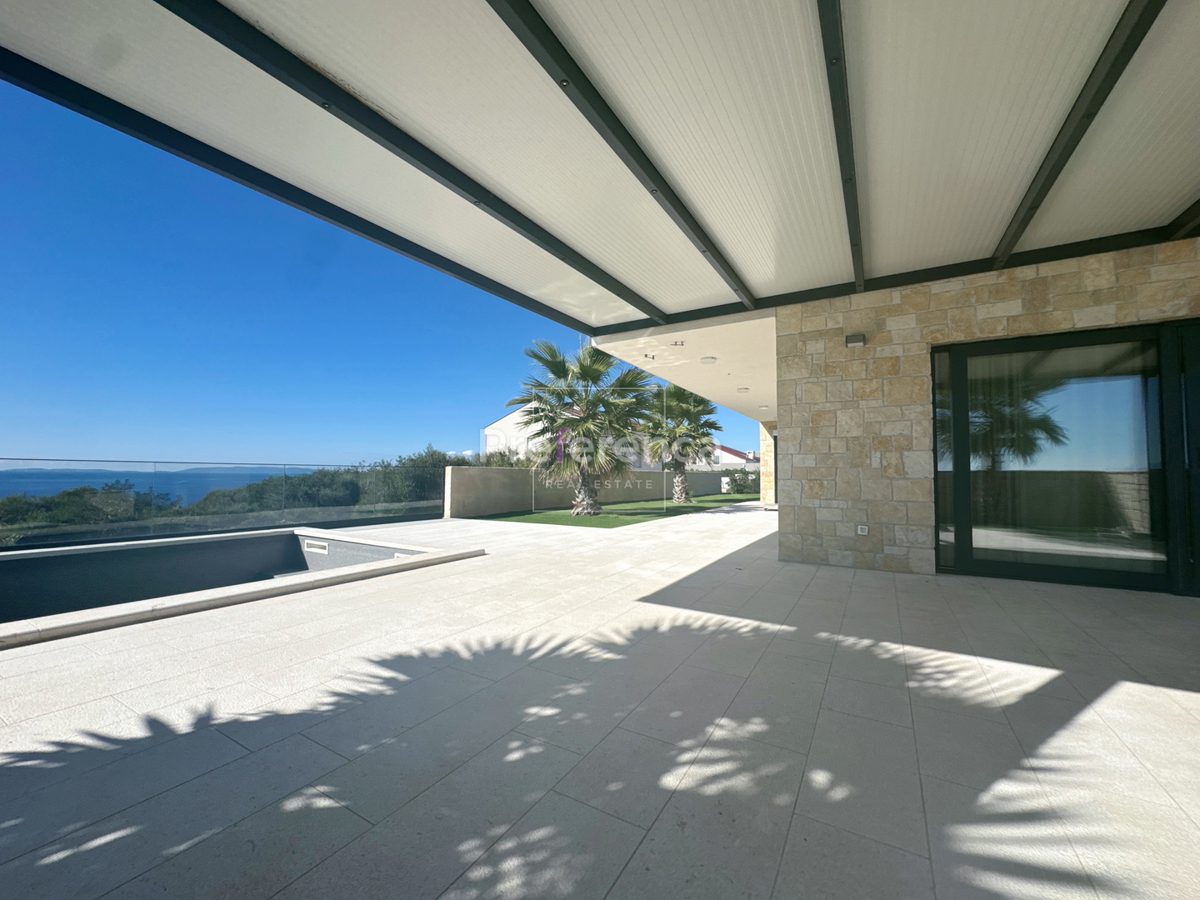 Škuncini stani, Novalja - moderna vila z bazenom