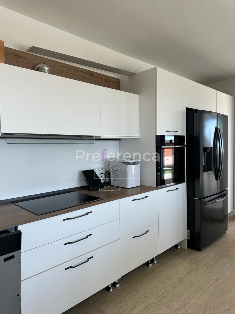 Škuncini stani, Novalja - moderna vila z bazenom