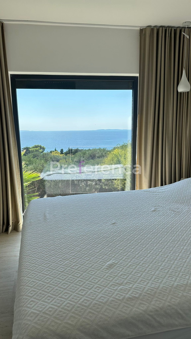 Škuncini stani, Novalja - moderna vila z bazenom