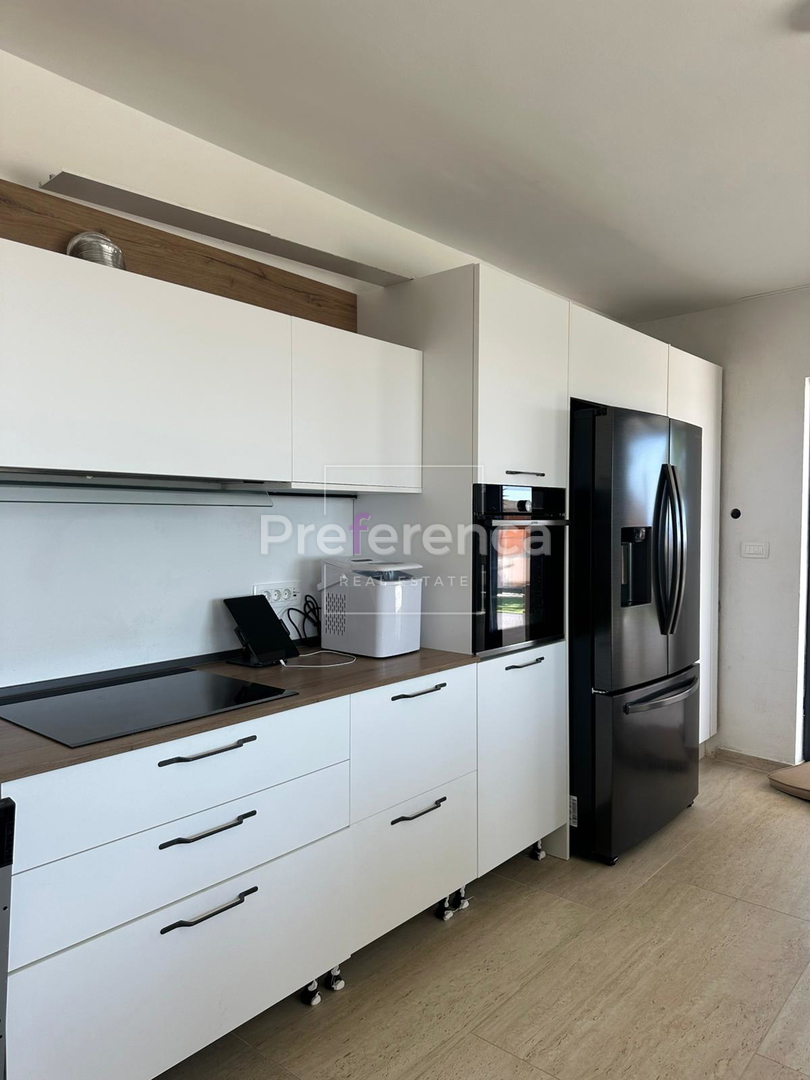 Škuncini stani, Novalja - moderna vila z bazenom