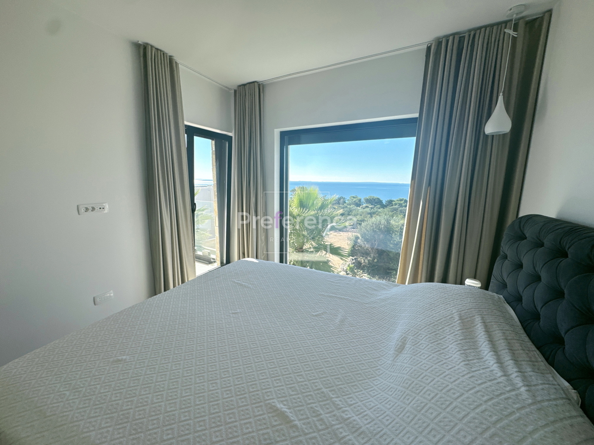 Škuncini stani, Novalja - moderna vila z bazenom