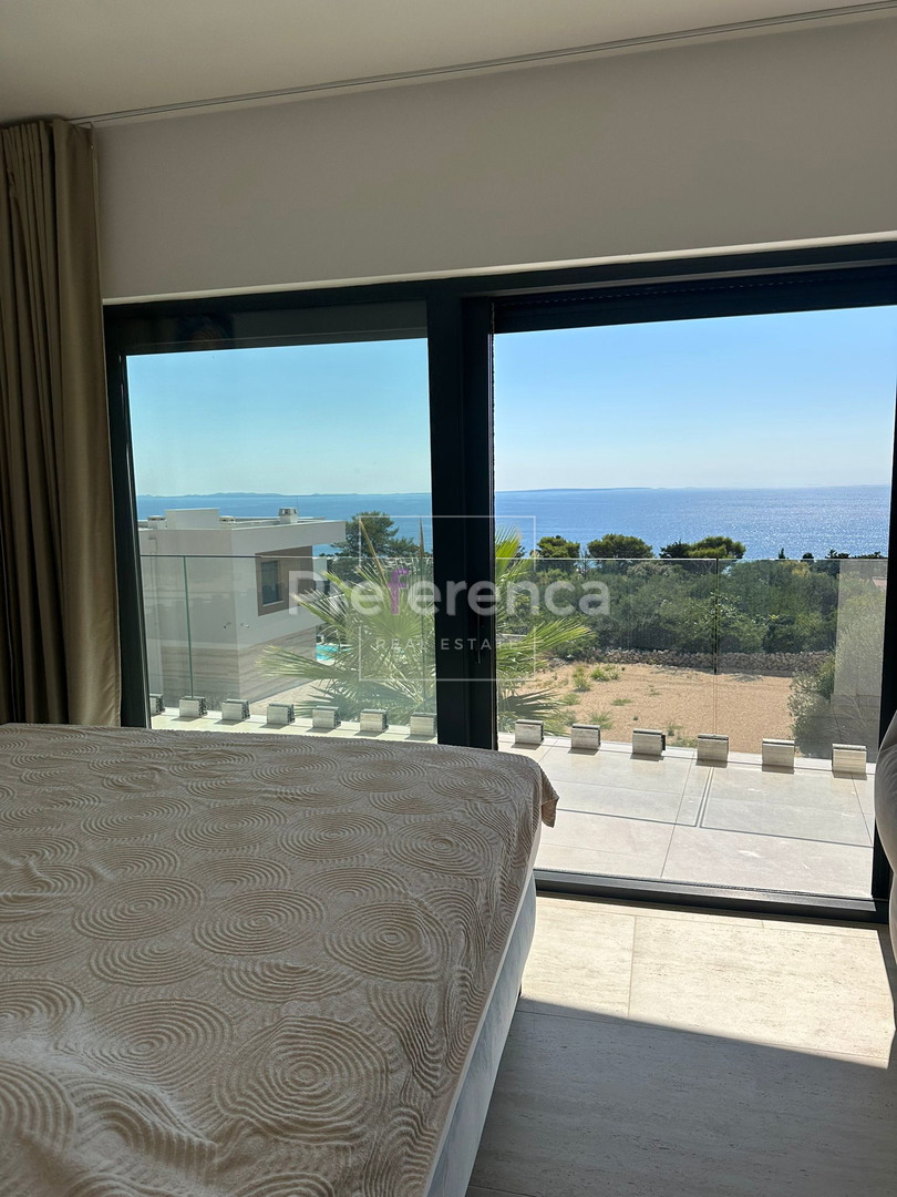 Škuncini stani, Novalja - moderna vila z bazenom