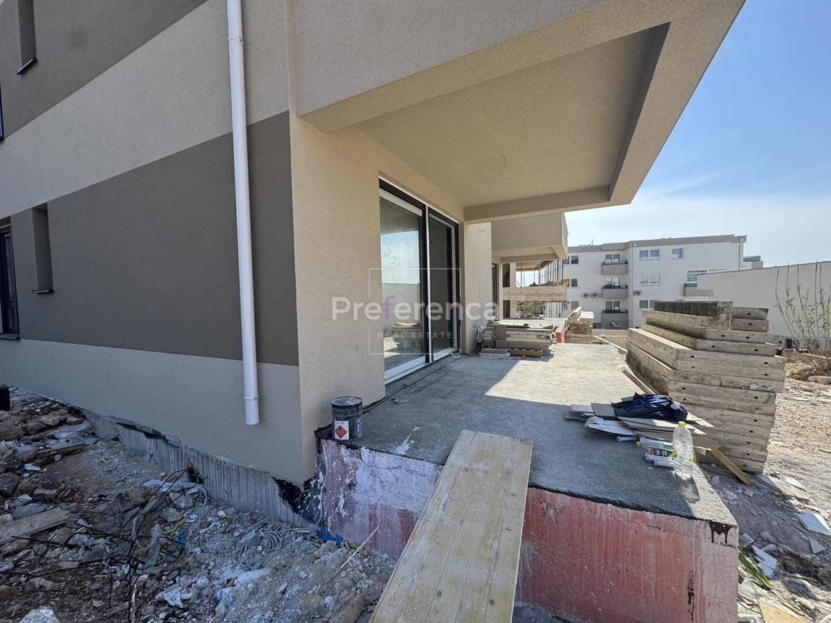 Novalja - dvoposteljno stanovanje v pritličju z vrtom