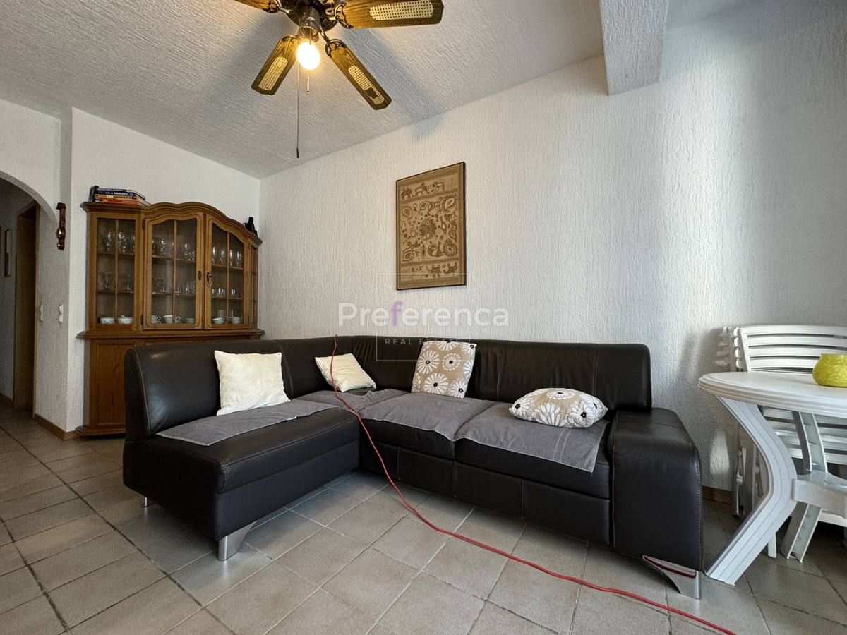 Novalja - hiša s 5 apartmaji blizu morja