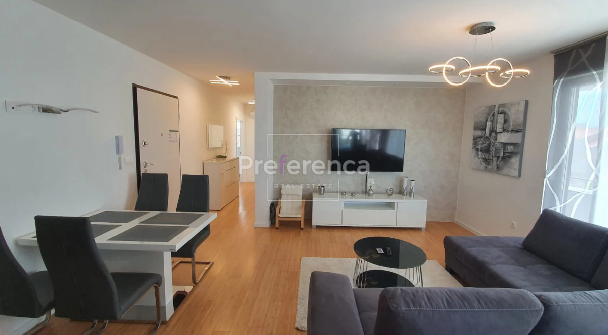 Novalja - luksuzno trisobno stanovanje v bližini morja