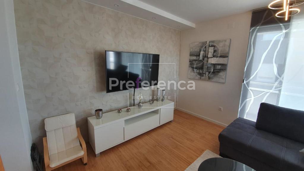 Novalja - luksuzno trisobno stanovanje v bližini morja