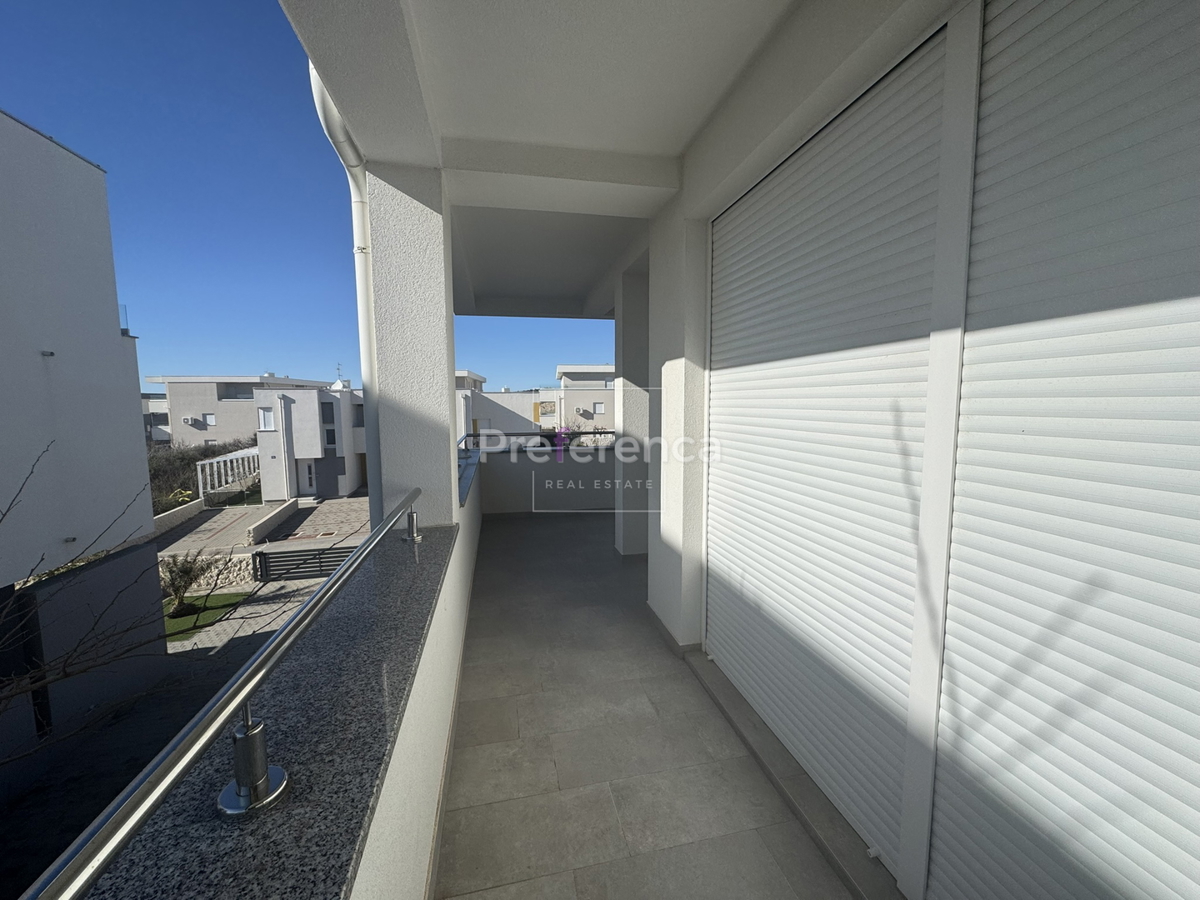 Novalja - luksuzno trisobno stanovanje v bližini morja