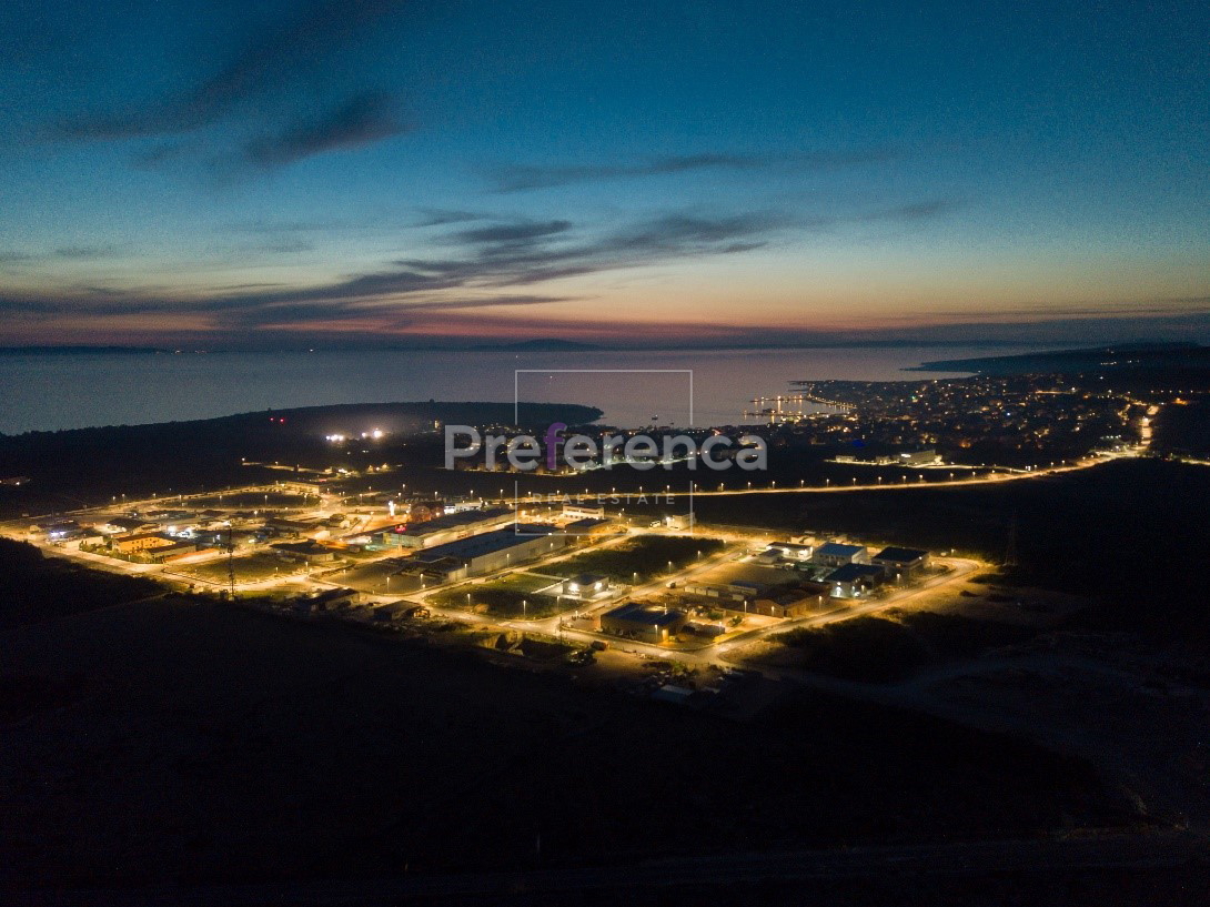 Novalja - zemljišče poslovna cona