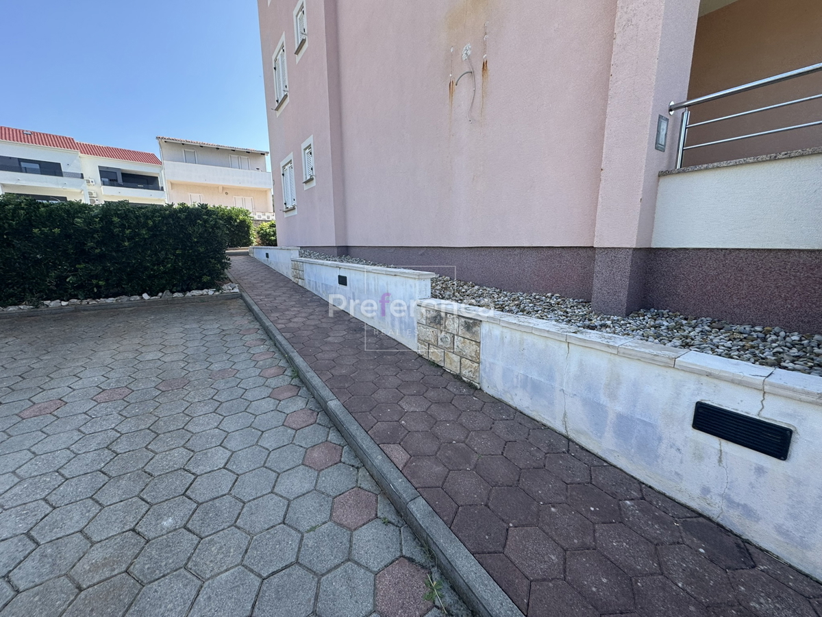 Novalja - trisobno stanovanje z razgledom