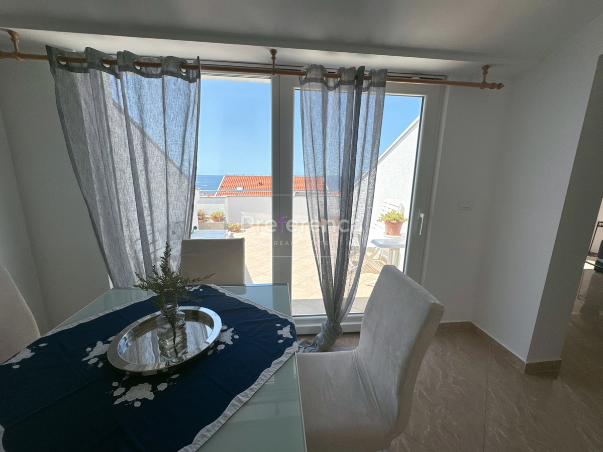 Novalja - trisobno stanovanje z razgledom