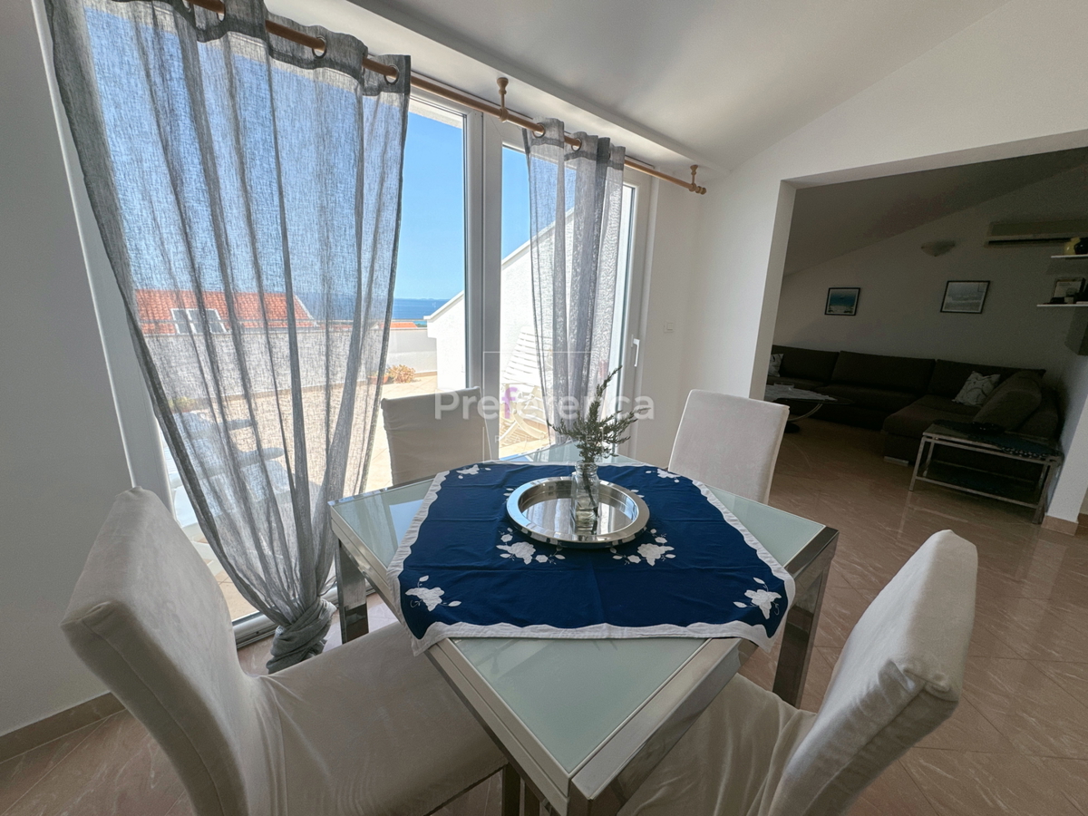 Novalja - trisobno stanovanje z razgledom