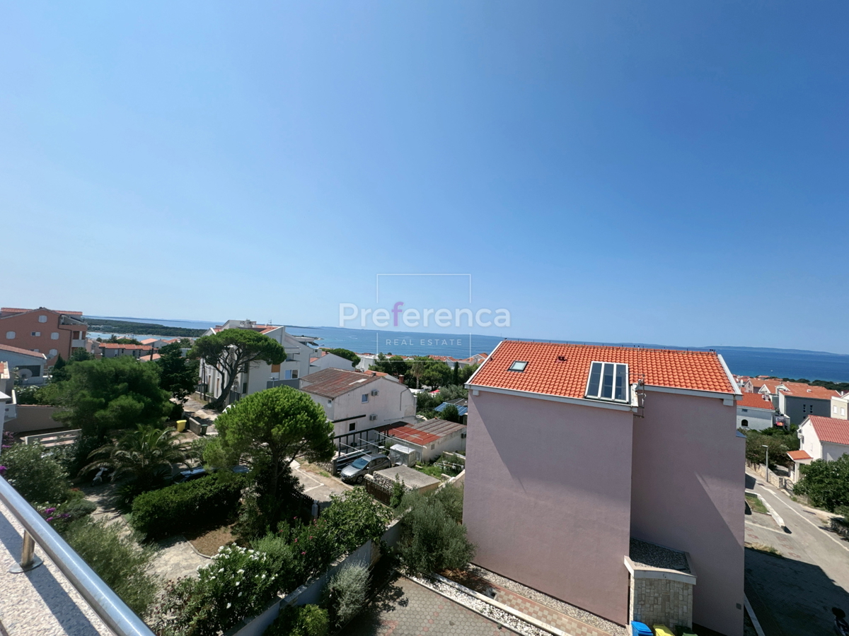 Novalja - trisobno stanovanje z razgledom