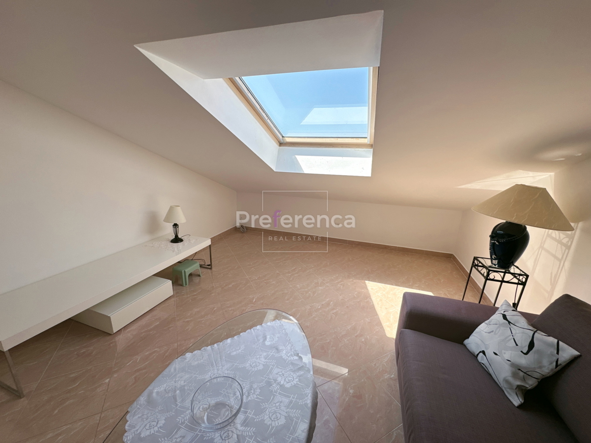 Novalja - trisobno stanovanje z razgledom