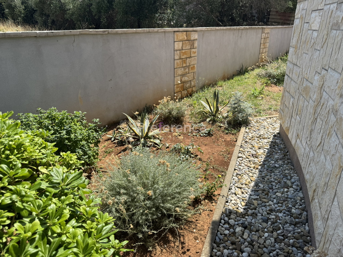 Novalja - trisobno stanovanje z razgledom