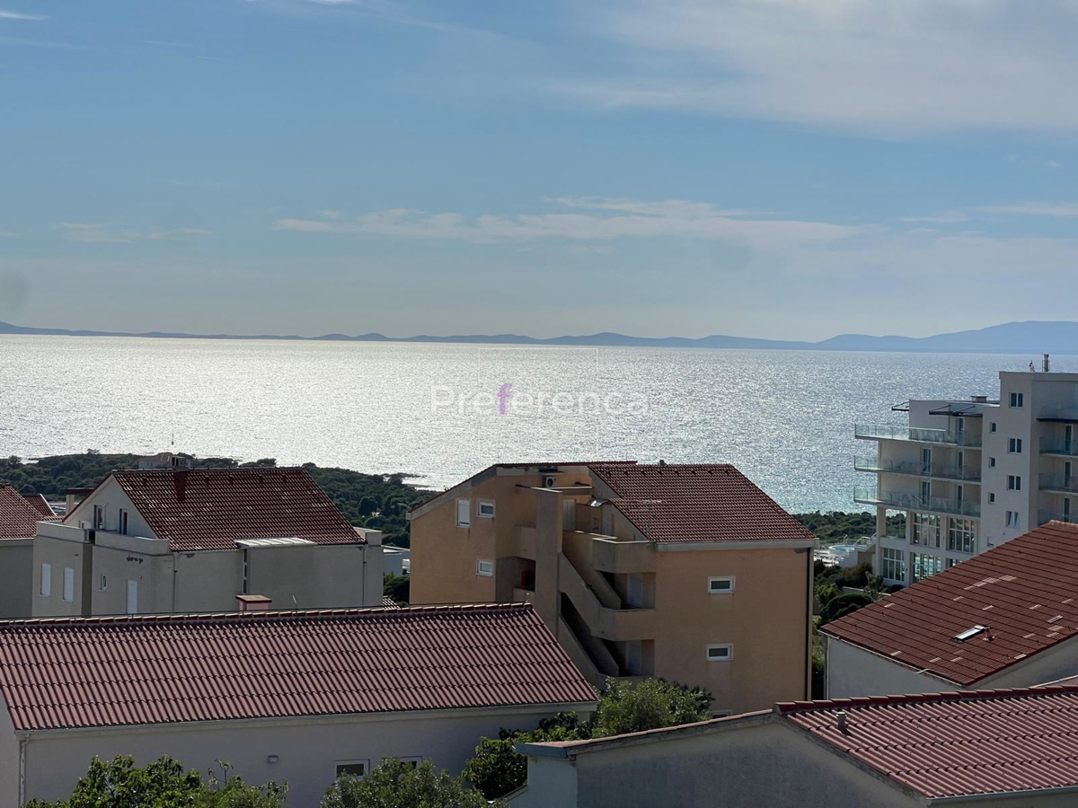 Novalja - trisobno stanovanje z razgledom