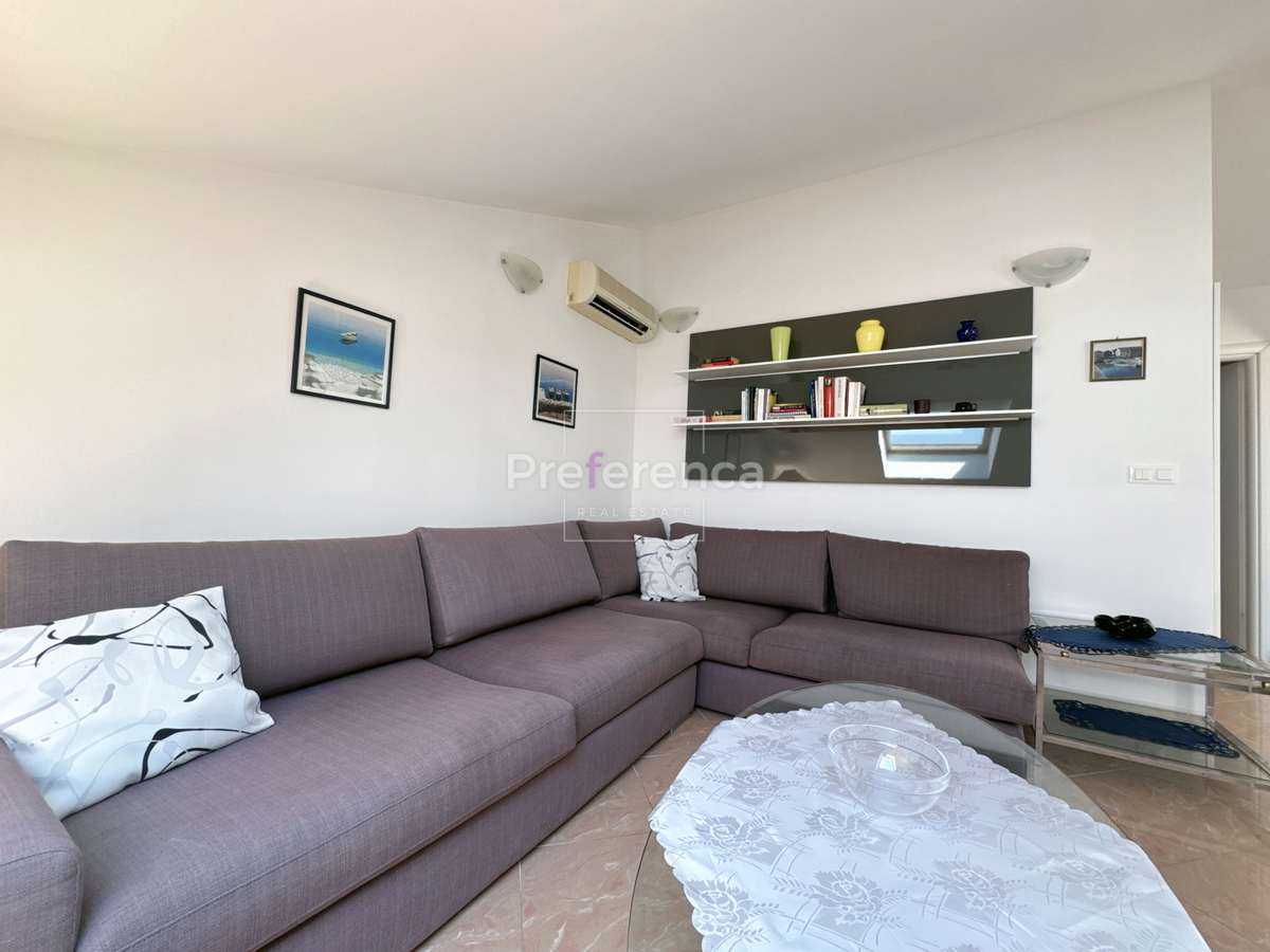 Novalja - trisobno stanovanje z razgledom