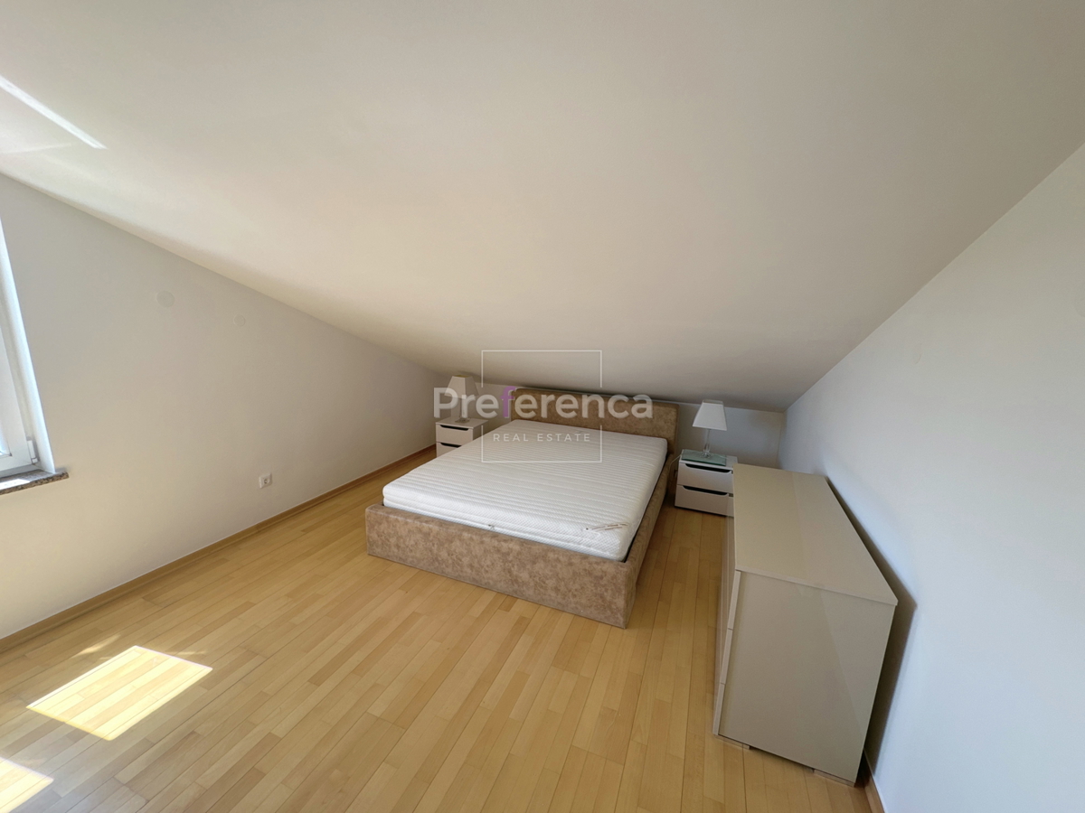 Novalja - trisobno stanovanje z razgledom