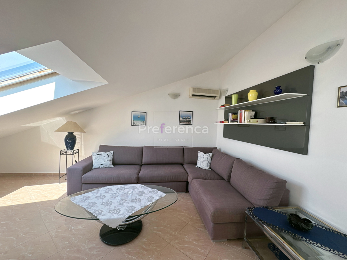 Novalja - trisobno stanovanje z razgledom