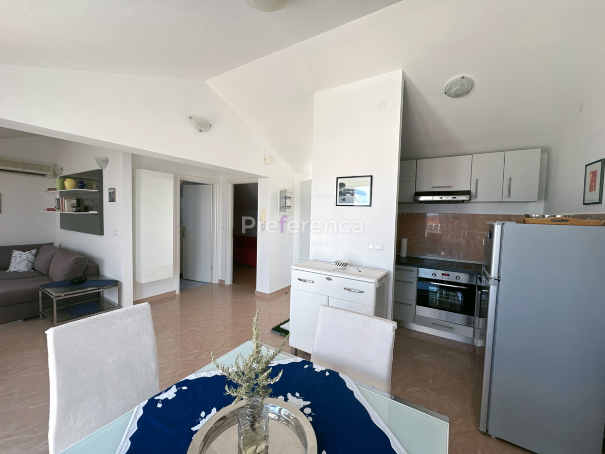 Novalja - trisobno stanovanje z razgledom