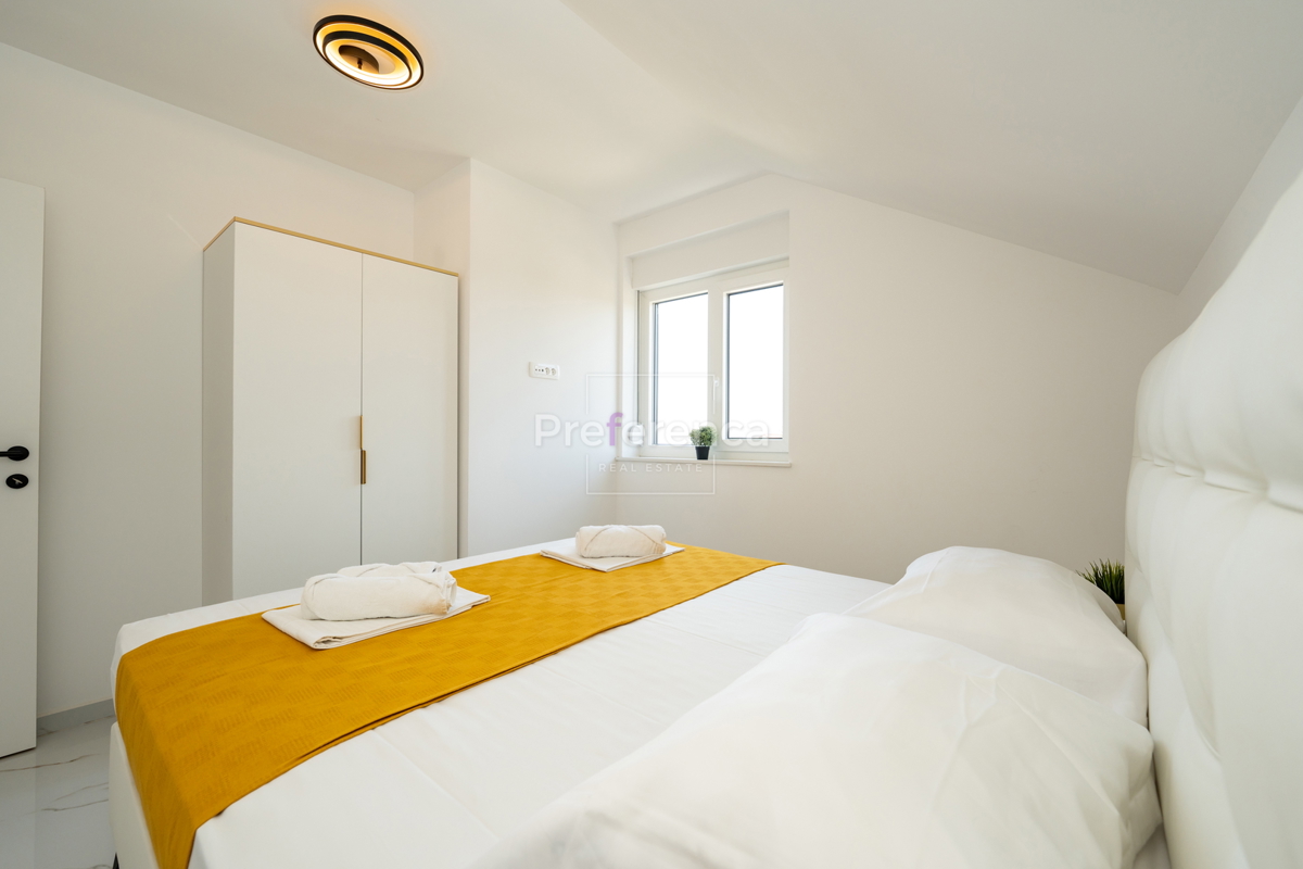 Mandre - dvoposteljno stanovanje s čudovitim razgledom