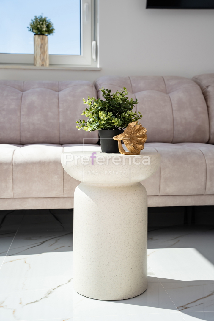 Mandre - dvoposteljno stanovanje s čudovitim razgledom