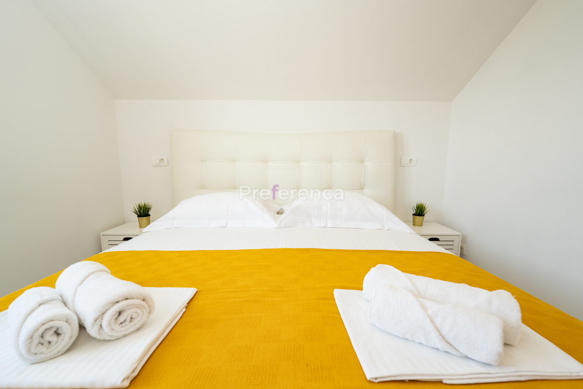 Mandre - dvoposteljno stanovanje s čudovitim razgledom