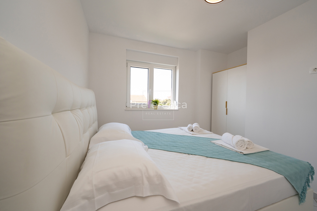 Mandre - dvoposteljno stanovanje s čudovitim razgledom