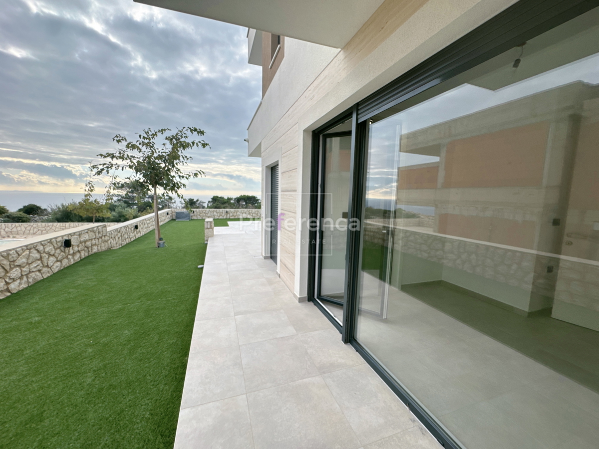 Novalja, Škuncini stani - vrhunska vila z bazenom