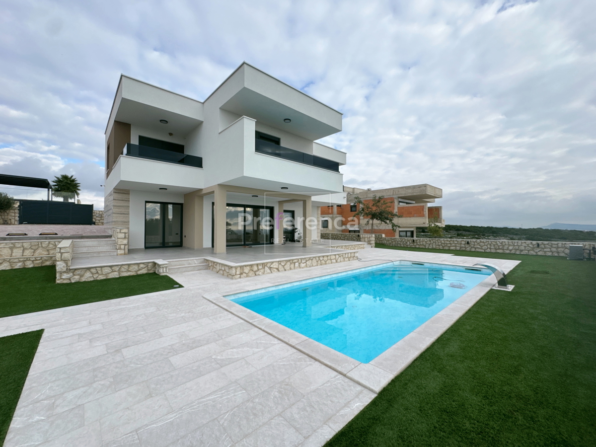 Novalja, Škuncini stani - vrhunska vila z bazenom