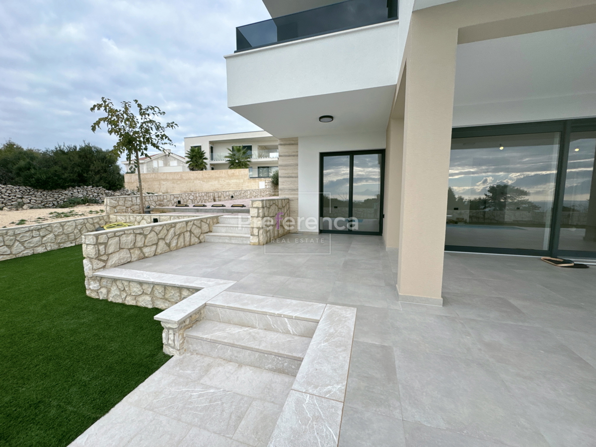 Novalja, Škuncini stani - vrhunska vila z bazenom