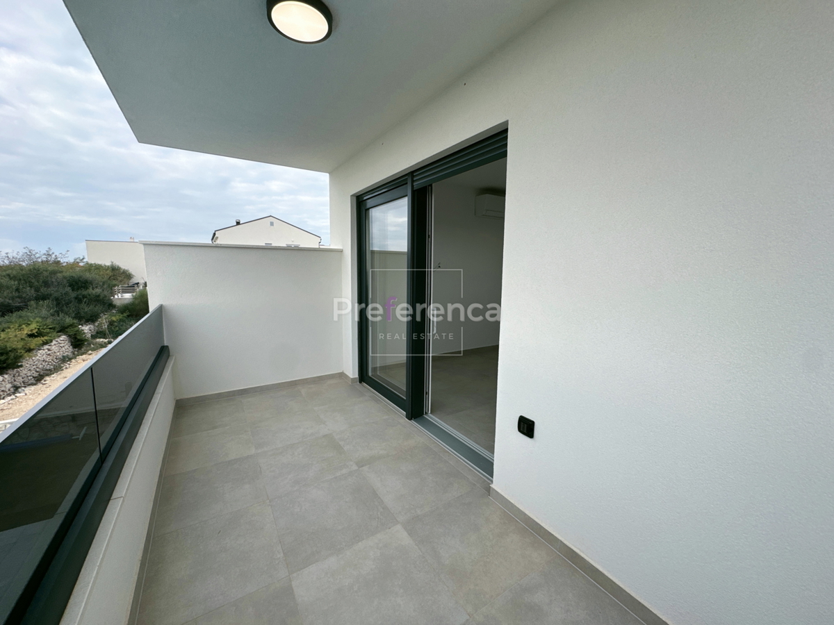 Novalja, Škuncini stani - vrhunska vila z bazenom