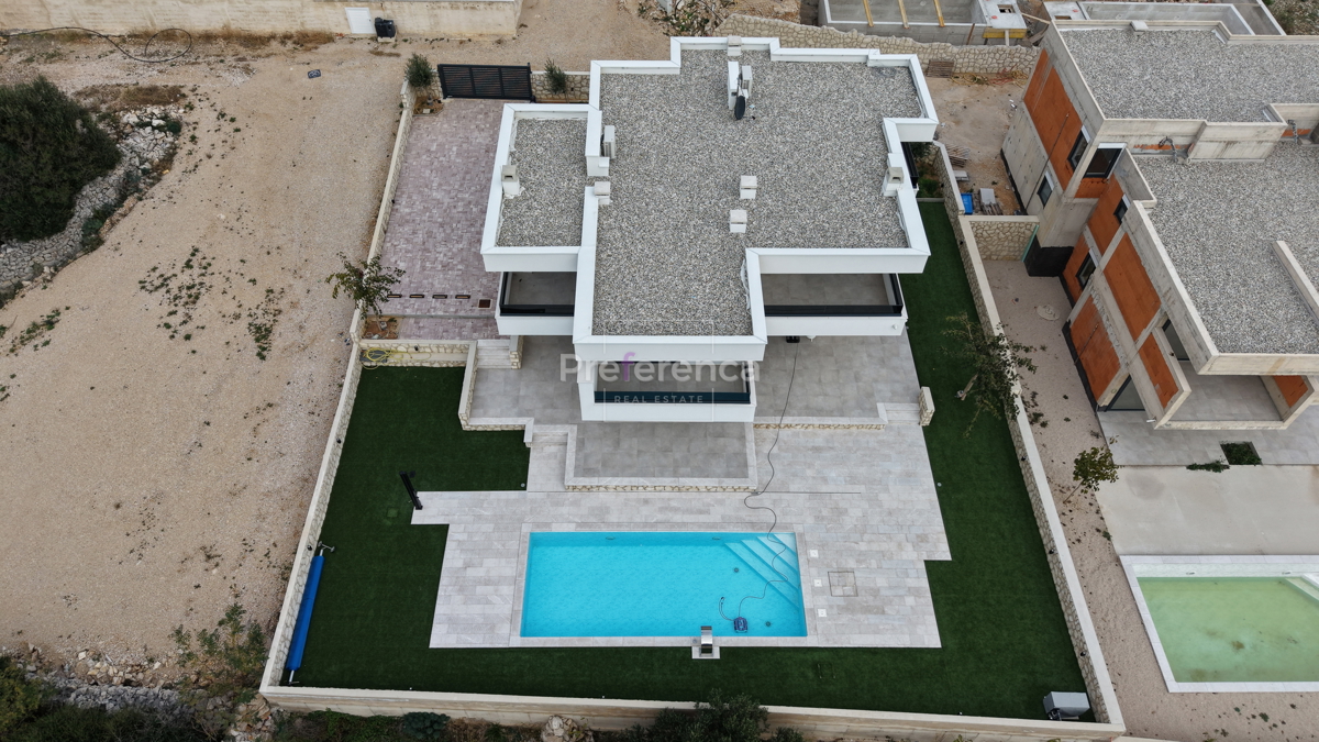 Novalja, Škuncini stani - vrhunska vila z bazenom