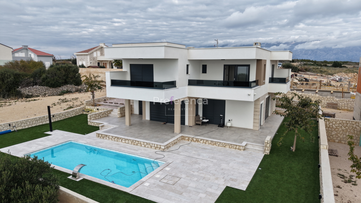 Novalja, Škuncini stani - vrhunska vila z bazenom