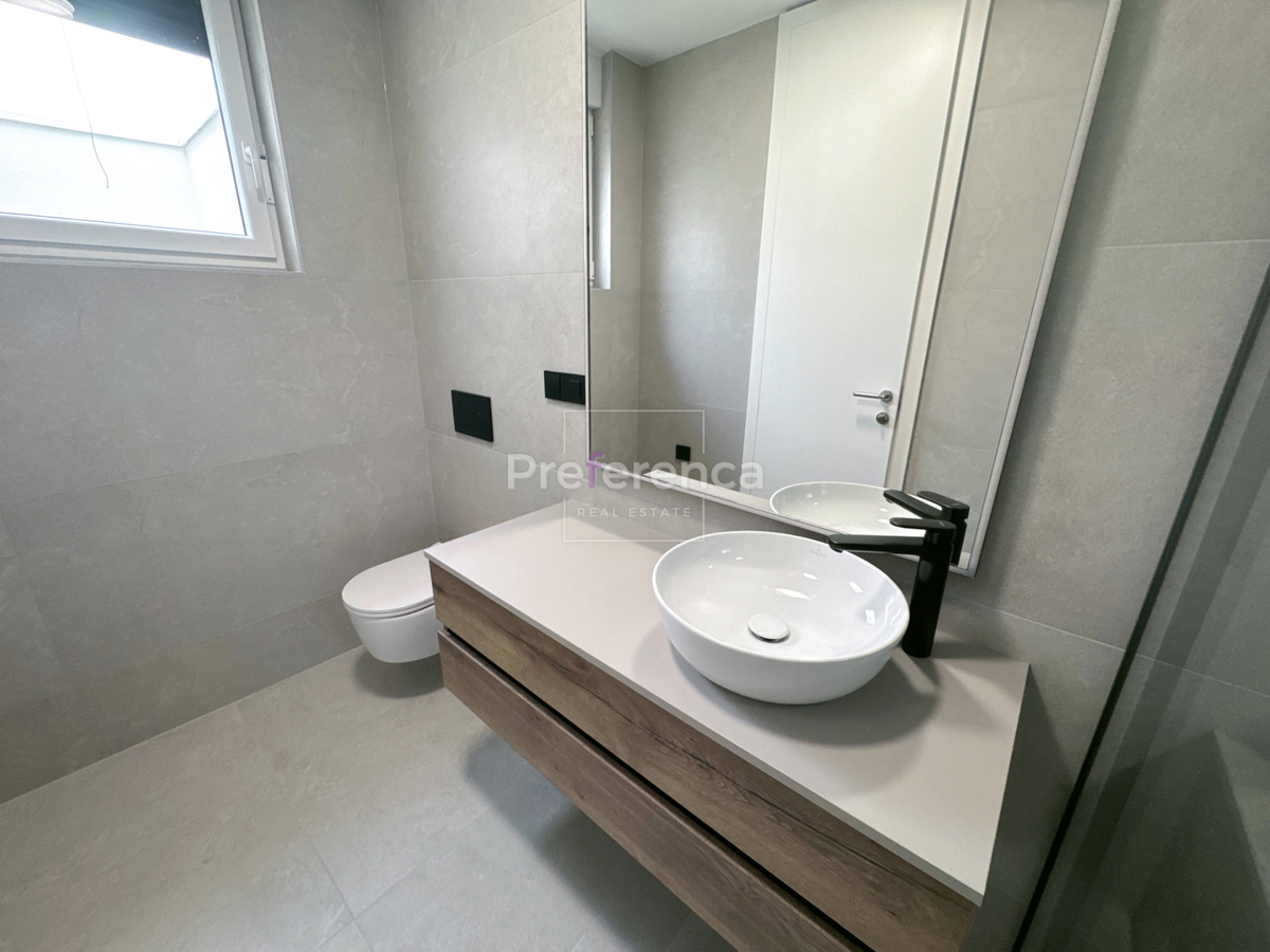 Novalja, Škuncini stani - vrhunska vila z bazenom