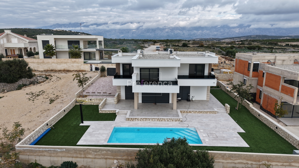 Novalja, Škuncini stani - vrhunska vila z bazenom