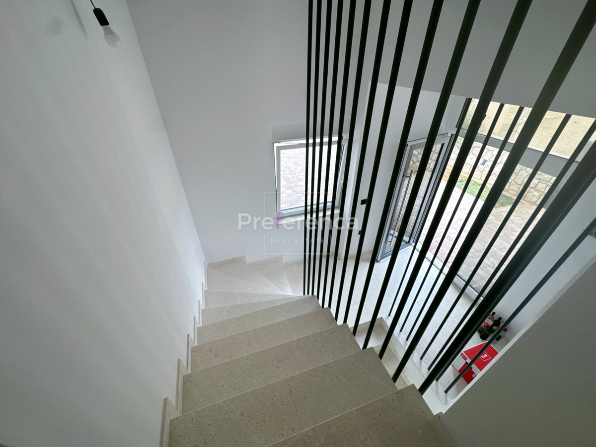 Novalja, Škuncini stani - vrhunska vila z bazenom