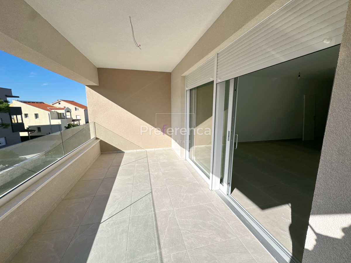 Povljana - dvosobno stanovanje v prvem nadstropju