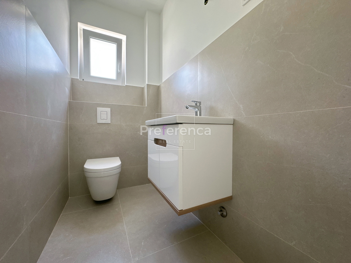 Povljana - dvosobno stanovanje v prvem nadstropju