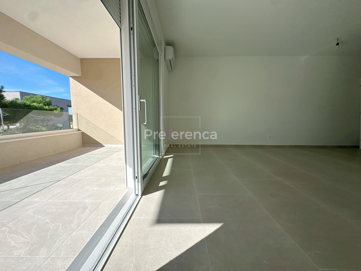 Povljana - dvosobno stanovanje v prvem nadstropju