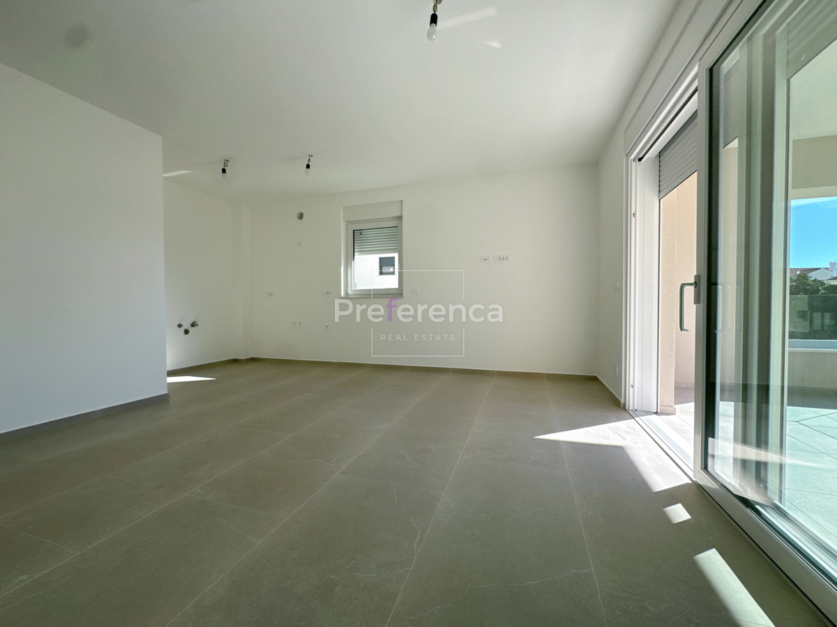 Povljana - dvosobno stanovanje v prvem nadstropju